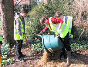 Volunteers laying woodchips at Kilmorey Mausoleum Volunteers laying woodchips at Kilmorey Mausoleum